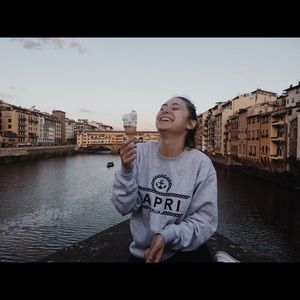 Meet your Posher, Gina